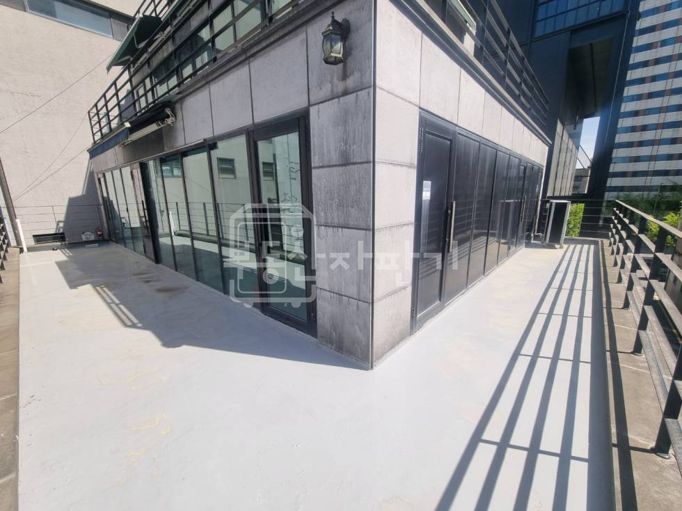 서울 강남구 청담동 무권리, 압구정로데오역 9분, 역세권, 4층 임대 월세 매물번호 34148 사진 6