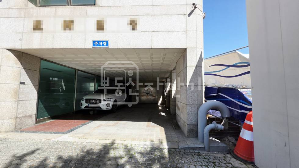 서울 강남구 논현동 무권리, 학동역 7분, 역세권, 대로변 2층 임대 월세 매물번호 34173 사진 6