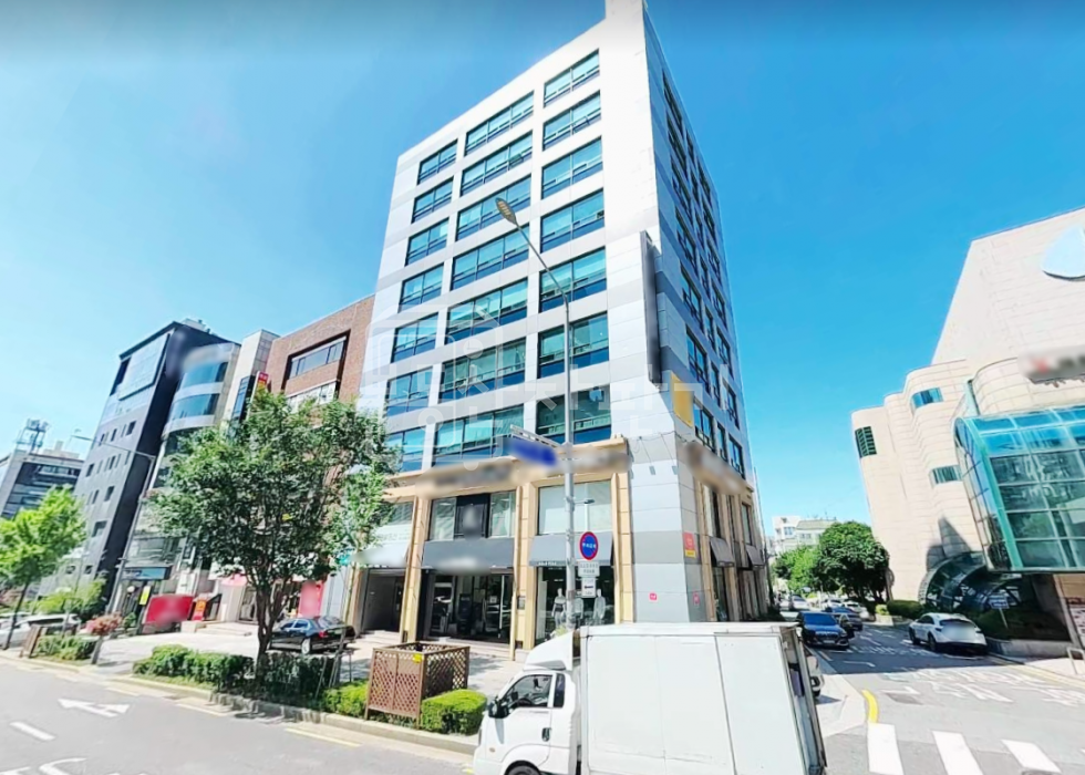 서울 강남구 역삼동 무권리, 개나리아파트사거리인근, 지하1층~1층 연층임대 월세 매물번호 34178 사진 2