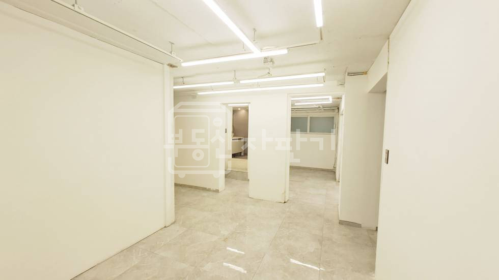 서울 강남구 청담동 무권리, 청담동 명품거리 근처, 지하1층 임대 월세 매물번호 34179 사진 7