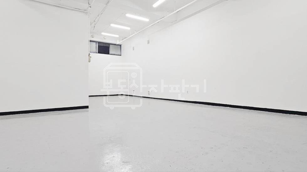 서울 강남구 논현동 228-6 무권리, 언주역 2분, 초역세권, 1층 임대 월세 매물번호 27685 사진 6