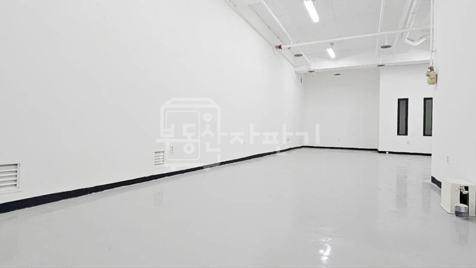 서울 강남구 논현동 228-6 무권리, 언주역 2분, 초역세권, 1층 임대 월세 매물번호 27685 사진 8