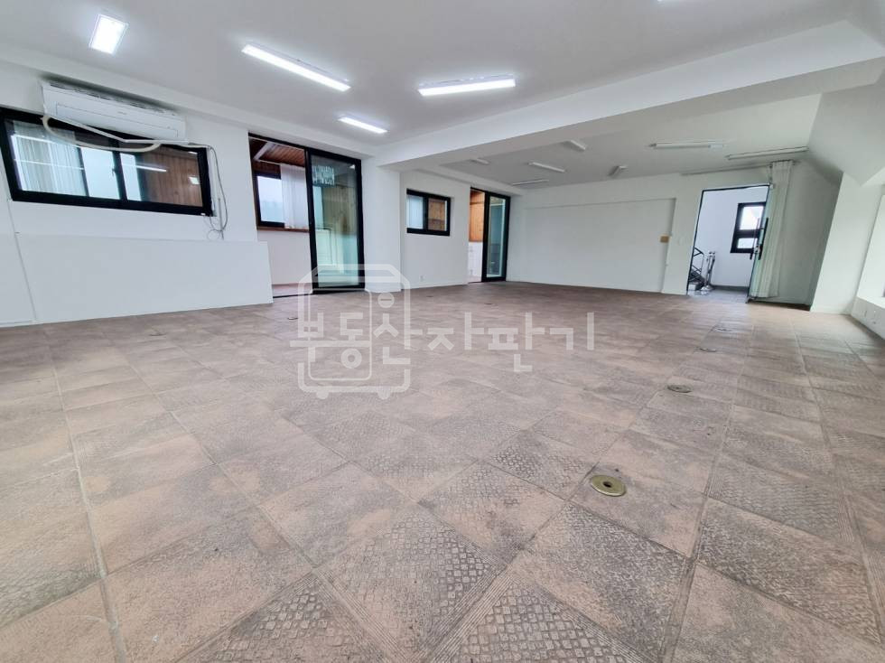 서울 강남구 신사동 무권리, 압구정로데오역 도보 10분, 3층 임대 월세 매물번호 29917 사진 3