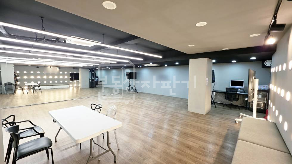 서울 강남구 신사동 압구정역/압구정로데오역 10분, 더블역세권 지하1층 임대 월세 매물번호 34200 사진 2