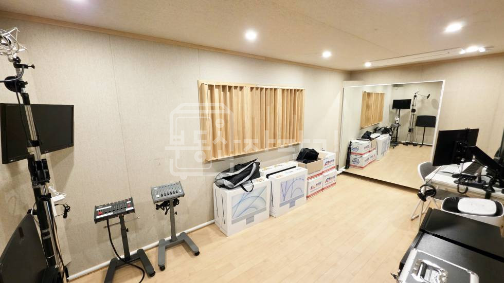 서울 강남구 신사동 압구정역/압구정로데오역 10분, 더블역세권 지하1층 임대 월세 매물번호 34200 사진 3
