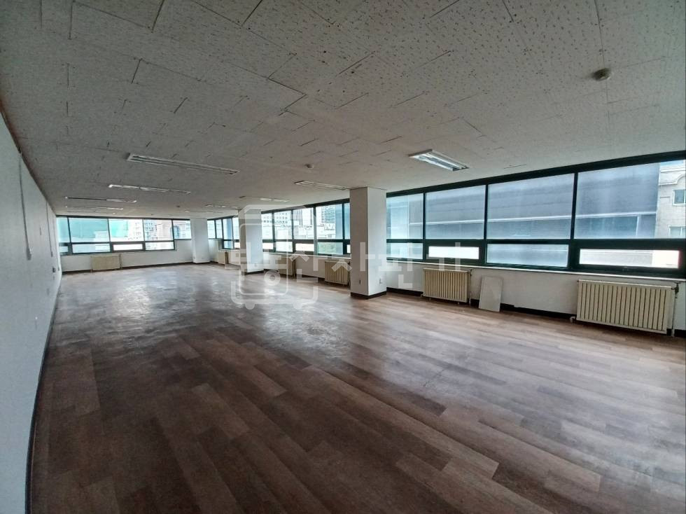 서울 강남구 역삼동 무권리, 대로변, 강남역 도보12분, 3층 사무실 임대 월세 매물번호 28507 사진 2