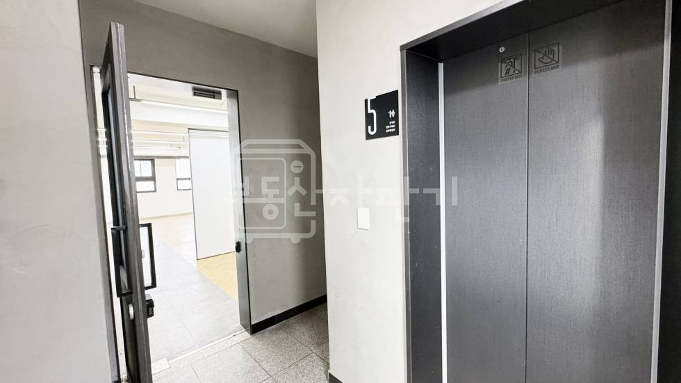 서울 강남구 역삼동 뱅뱅사거리 인근, 5층 사무실임대 월세 매물번호 28838 사진 9