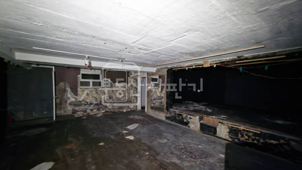 서울 강남구 역삼동 무권리, 역삼역 3분, 초역세권, 지하1층 임대. 월세 매물번호 27833 사진 2