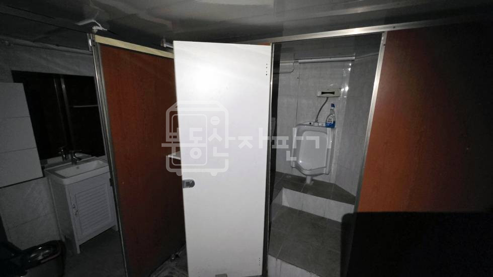 서울 강남구 역삼동 무권리, 역삼역 3분, 초역세권, 지하1층 임대. 월세 매물번호 27833 사진 7
