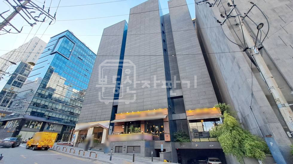 서울 강남구 역삼동 2호선 역삼역 7분, 역세권, 지상1층 임대 월세 매물번호 34269 사진 1