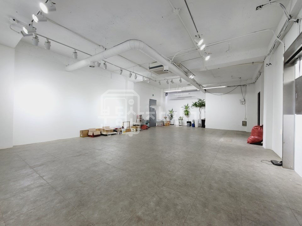 서울 강남구 논현동 무권리, 학동역 6분, 역세권, 지하1층 임대 월세 매물번호 23941 사진 5