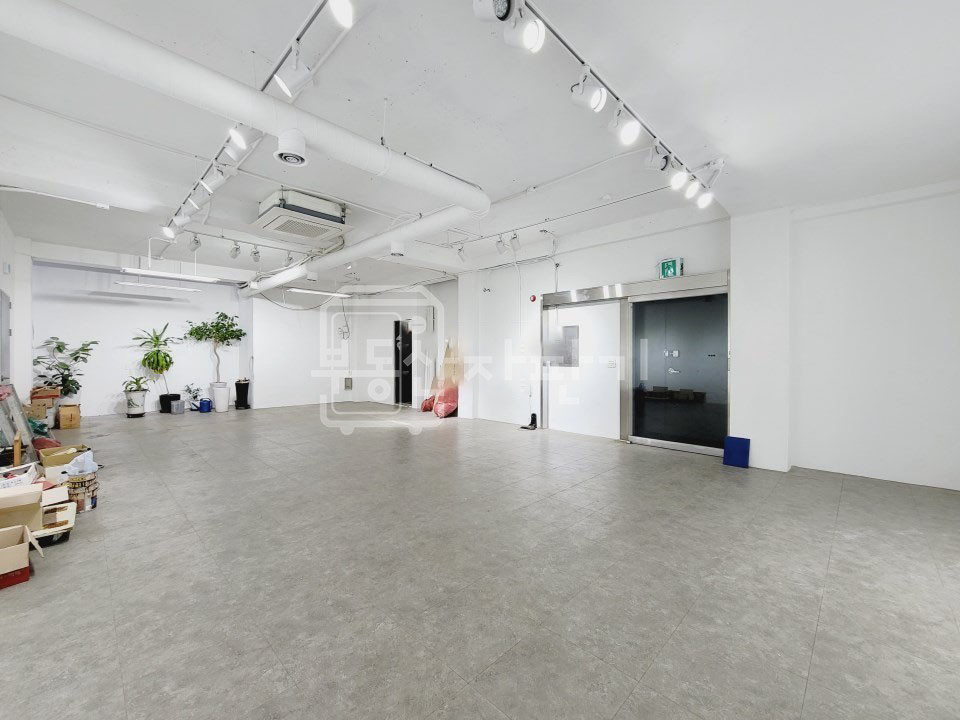 서울 강남구 논현동 무권리, 학동역 6분, 역세권, 지하1층 임대 월세 매물번호 23941 사진 6