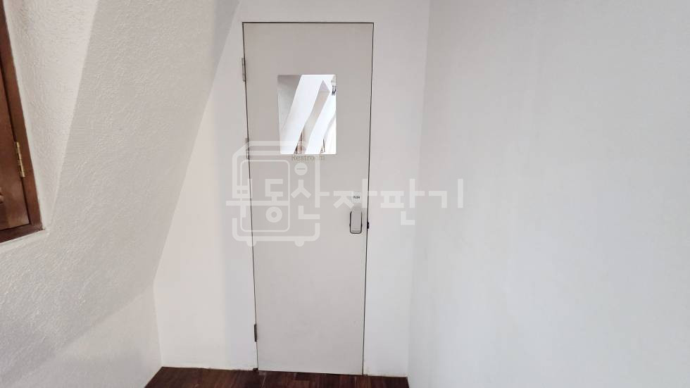 서울 강남구 신사동 신사역 도보 10분, 역세권, 세로수길 브런치골목, 3층 임대 월세 매물번호 34673 사진 6