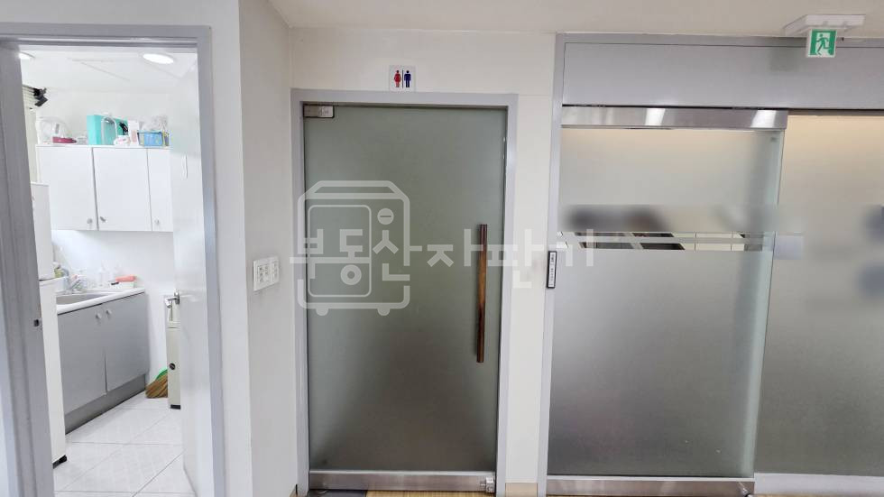 서울 강남구 역삼동 무권리, 역삼역 도보 2분, 초역세권, 코너건물 3~4층임대 월세 매물번호 34804 사진 14
