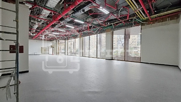 서울 강남구 신사동 압구정역 도보 3분, 초역세권, 1층 임대 월세 매물번호 34810 사진 3