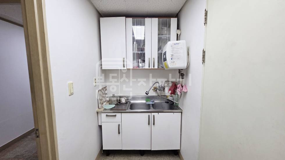서울 강남구 역삼동 무권리, 역삼역 도보 5분, 역세권, 코너건물 4층 임대 월세 매물번호 11386 사진 5
