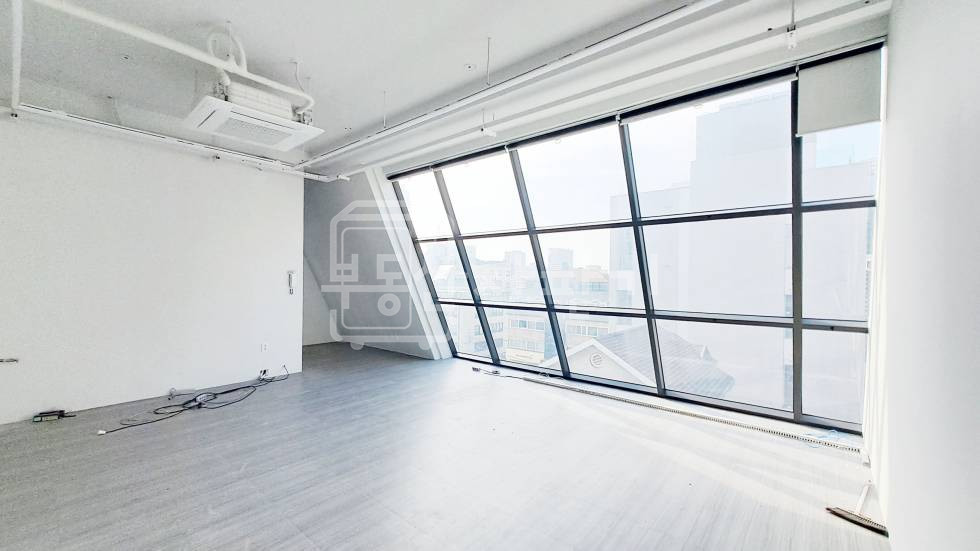 서울 강남구 논현동 무권리, 7호선 강남구청역 4분, 역세권, 5층 임대 월세 매물번호 34149 사진 4