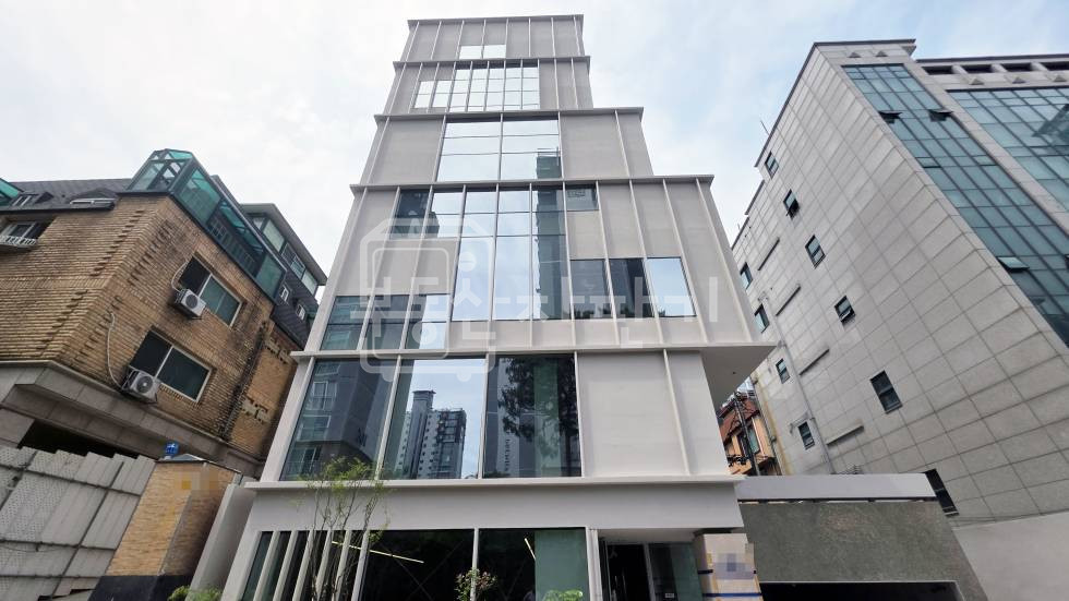 서울 강남구 삼성동 무권리, 강남구청역 5분, 역세권, 3층 임대 월세 매물번호 34856 사진 1