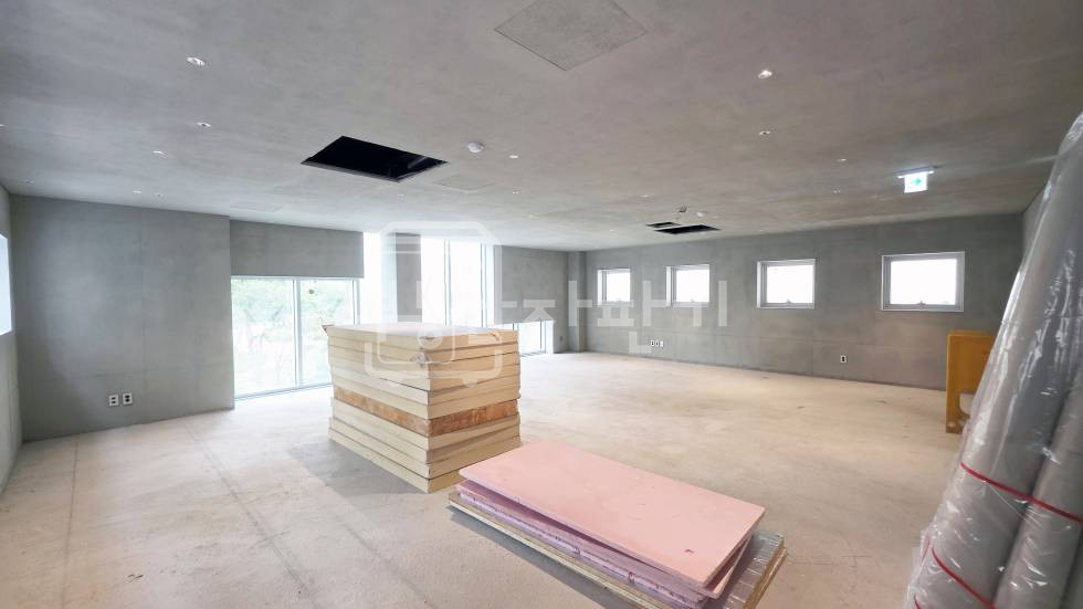 서울 강남구 삼성동 무권리, 강남구청역 5분, 역세권, 3층 임대 월세 매물번호 34856 사진 3