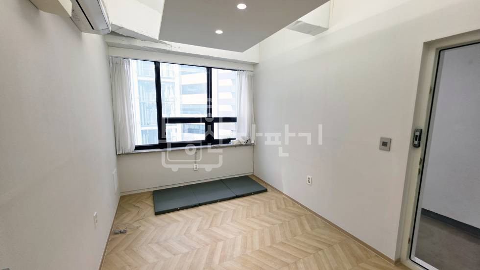 서울 강남구 역삼동 무권리, KT강남지사 인근, 코너건물 3층 임대 월세 매물번호 33886 사진 5