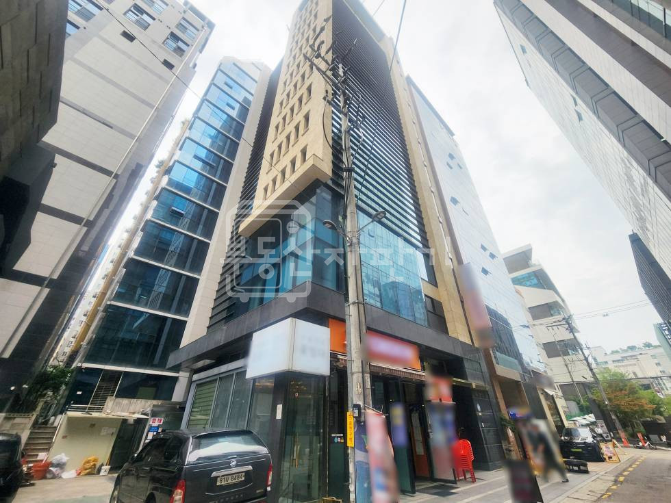 서울 강남구 역삼동 무권리, 강남역 5분, 역세권, 6층 임대 월세 매물번호 34934 사진 1