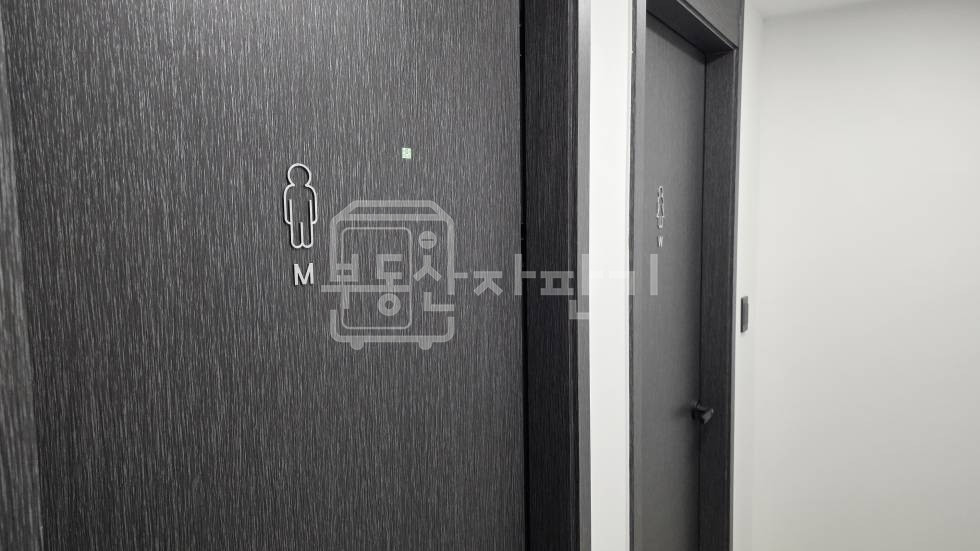 서울 강남구 논현동 무권리, 언주역 도보 5분, 역세권, 코너건물 2층 임대 월세 매물번호 34935 사진 8
