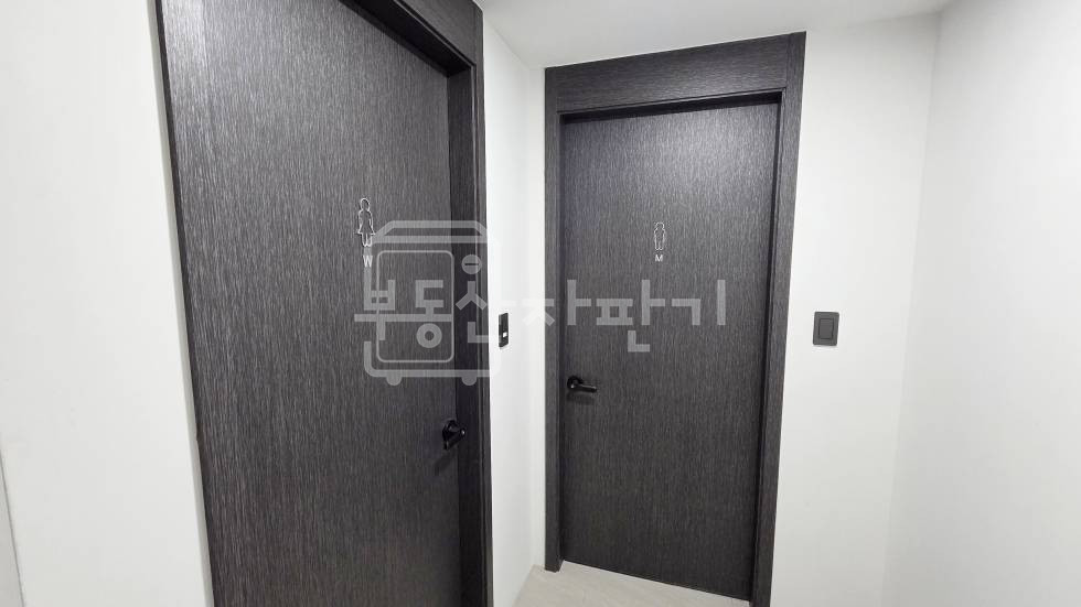 서울 강남구 논현동 무권리, 언주역 도보 5분, 역세권, 코너건물 1층 임대 월세 매물번호 32043 사진 7