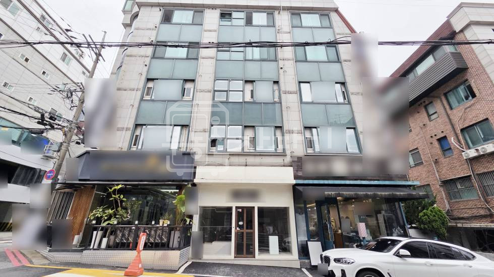 서울 강남구 논현동 무권리, 신논현역 도보 7분, 역세권, 이면도로, 1층 임대 월세 매물번호 33914 사진 1