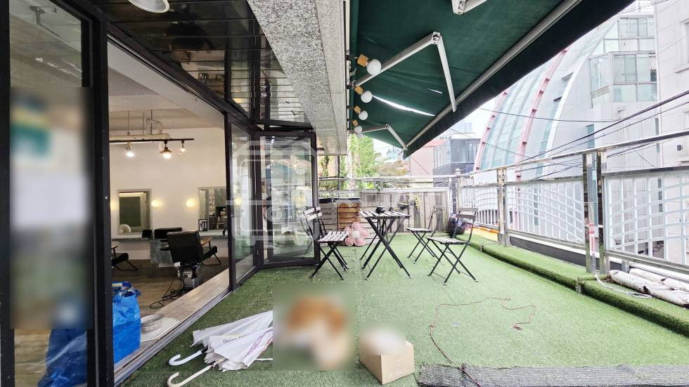 서울 강남구 역삼동 신논현역 도보 3분, 초역세권, 이면도로, 1층 임대 월세 매물번호 34849 사진 2