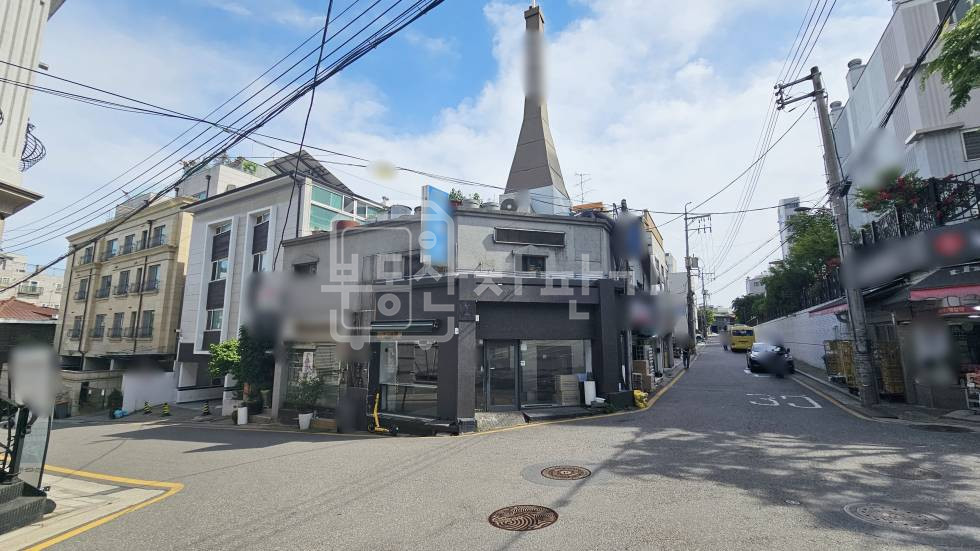 서울 강남구 논현동 무권리, 학동초등학교 인근, 코너건물 1층 임대 월세 매물번호 34100 사진 1