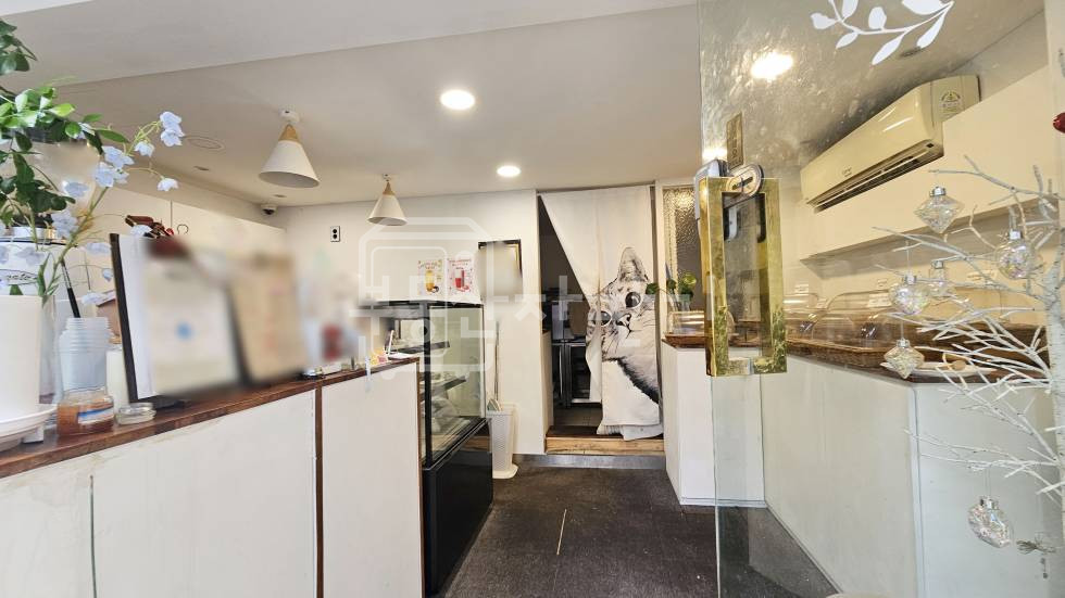 서울 강남구 논현동 무권리, 학동초등학교 인근, 코너건물 1층 임대 월세 매물번호 34100 사진 3