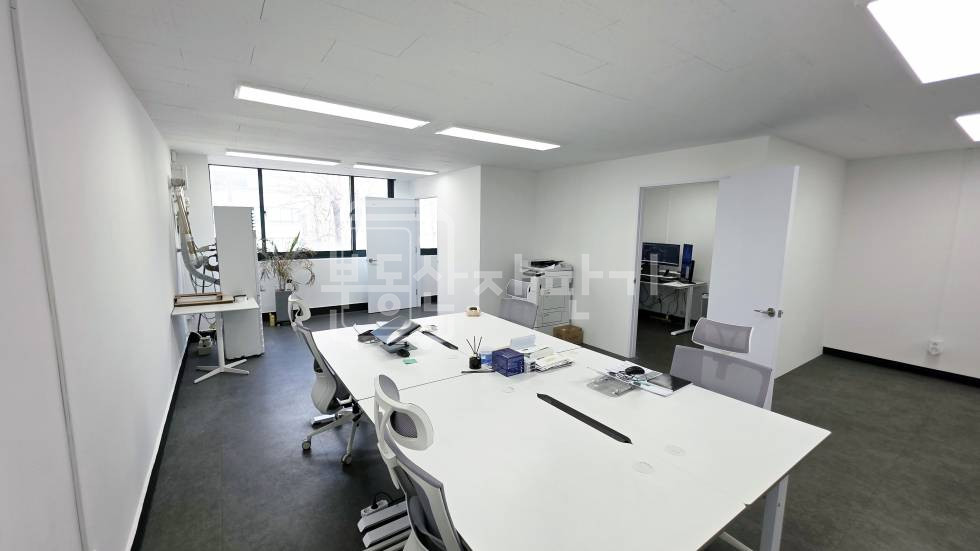 서울 강남구 청담동 무권리, 대로변, 청담역6분,역세권, 3층 임대 월세 매물번호 21390 사진 2