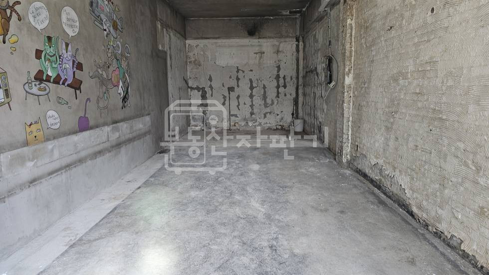 서울 강남구 논현동 선정릉역 6분, 역세권, 이면도로, 1층 임대 월세 매물번호 32367 사진 2