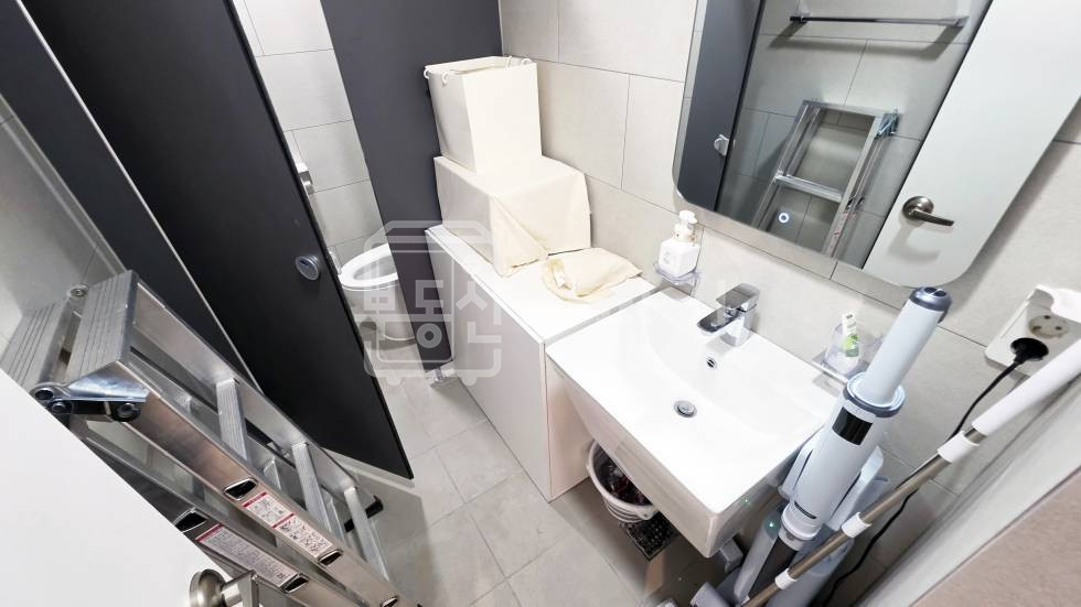 서울 강남구 논현동 무권리, 강남구청역 8분, 역세권, 1층 임대 월세 매물번호 34963 사진 5