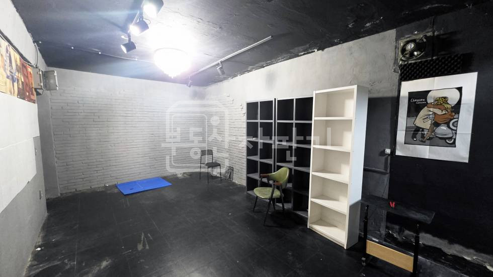 서울 강남구 논현동 무권리, 논현역 7분, 역세권, 지하1층 임대 월세 매물번호 34960 사진 2