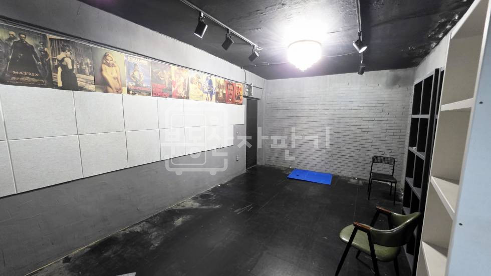 서울 강남구 논현동 무권리, 논현역 7분, 역세권, 지하1층 임대 월세 매물번호 34960 사진 3