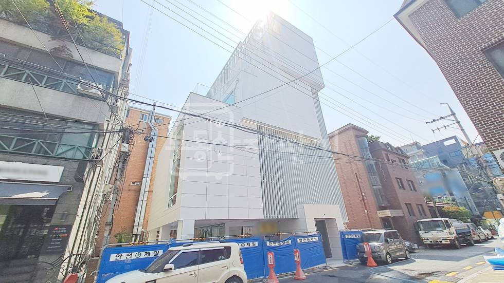 서울 강남구 대치동 무권리, 수인분당선 한티역 4분, 역세권, 지하1층 임대 월세 매물번호 35001 사진 1