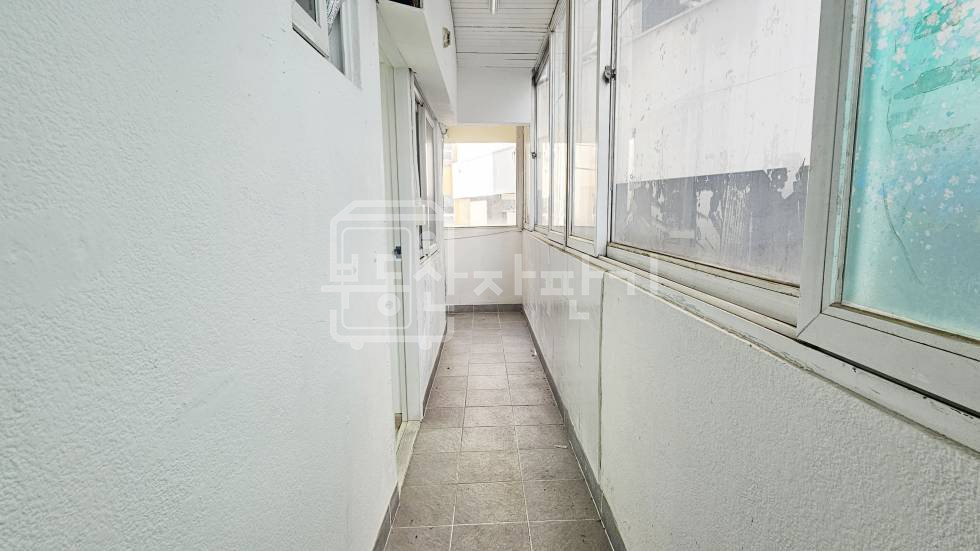 서울 강남구 논현동 9호선 언주역 도보 3분, 초역세권, 코너건물, 2층 임대 월세 매물번호 34951 사진 10