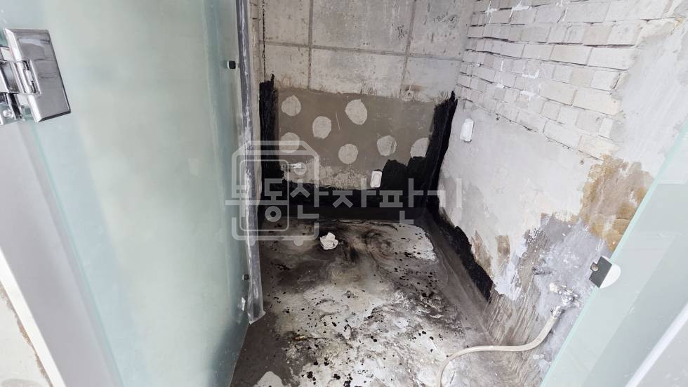 서울 강남구 역삼동 무권리, 신논현역 도보 2분, 초역세권, 코너건물 4층 임대 월세 매물번호 35029 사진 9