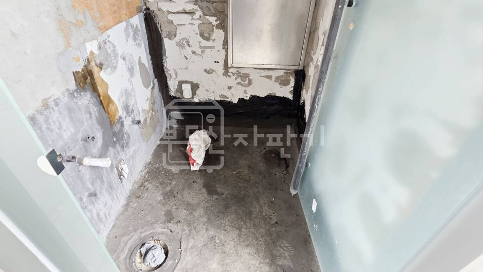서울 강남구 역삼동 무권리, 신논현역 도보 2분, 초역세권, 코너건물 4층 임대 월세 매물번호 35029 사진 10