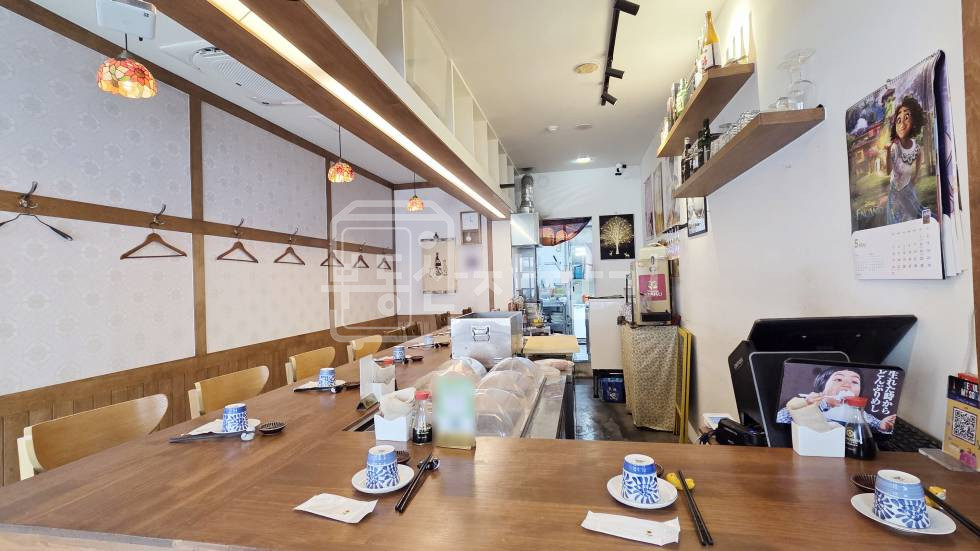 서울 강남구 역삼동 역삼역 도보 3분, 초역세권, 코너건물 1층 임대 월세 매물번호 35037 사진 3