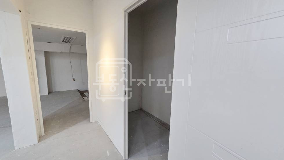 서울 강남구 청담동 무권리 강남구청역 도보 3분 초역세권, 지하 1층 임대 월세 매물번호 34900 사진 6