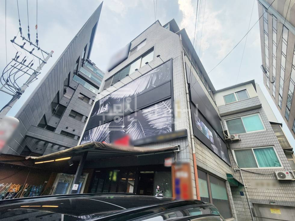서울 강남구 논현동 무권리, 신논현역 2분, 초역세권, 2층 임대 월세 매물번호 35080 사진 2