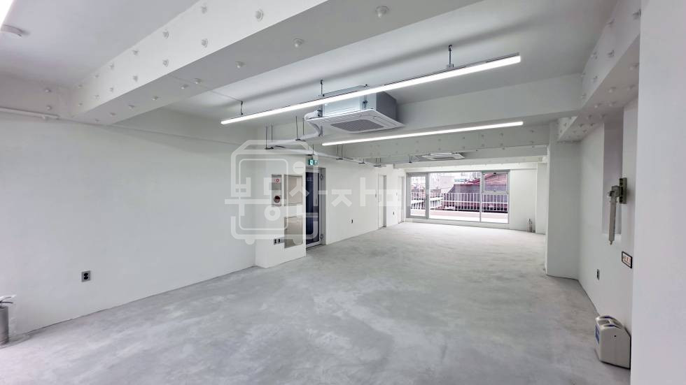 서울 강남구 논현동 무권리, 신논현역 5분, 역세권, 4층 임대 월세 매물번호 35010 사진 4