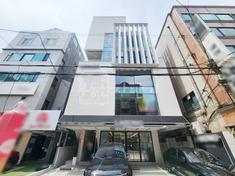 서울 강남구 논현동 무권리, 신논현역 5분, 역세권, 3층 임대 월세 매물번호 35030 사진 1