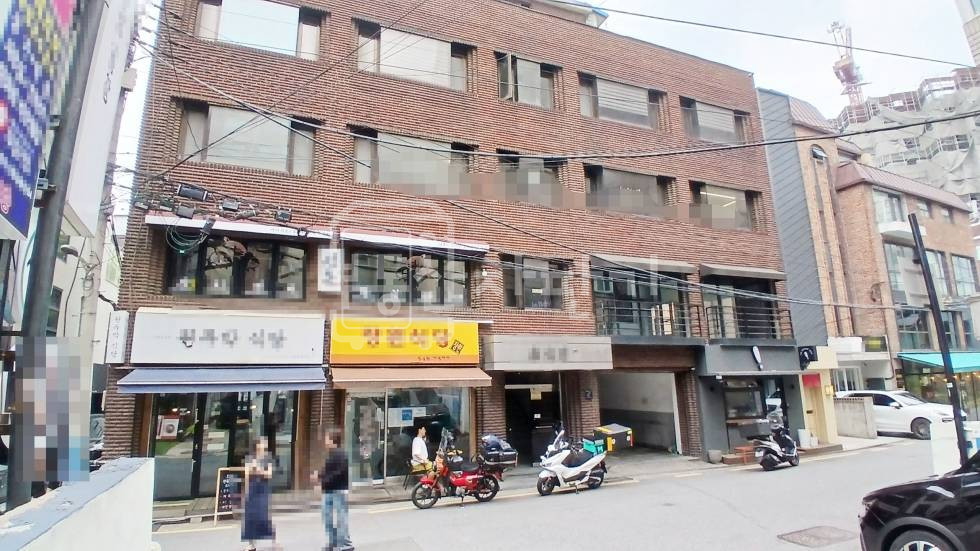 서울 강남구 신사동 무권리, 신사역 7분, 역세권, 2층 임대 월세 매물번호 35040 사진 1