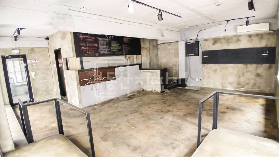서울 강남구 신사동 무권리, 신사역 7분, 역세권, 2층 임대 월세 매물번호 35040 사진 4