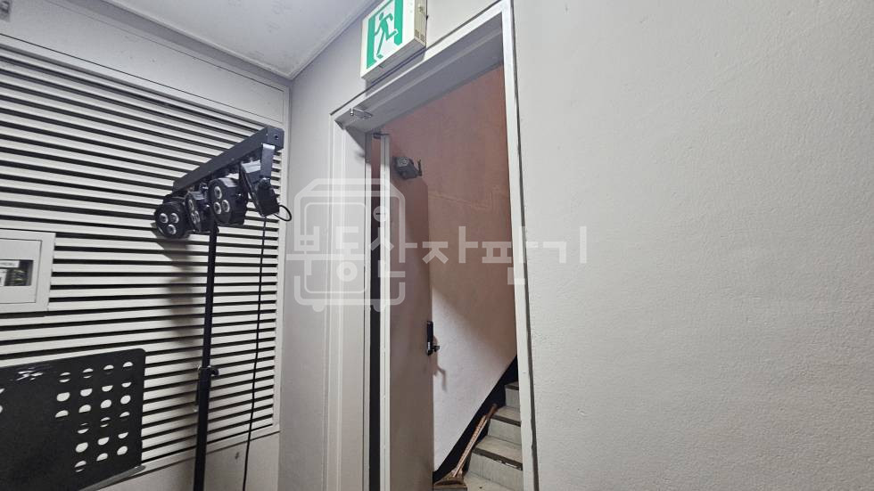 서울 강남구 삼성동 무권리, 대로변, 9호선 봉은사역 도보 4분, 역세권, 지하1층 임대 월세 매물번호 35025 사진 8