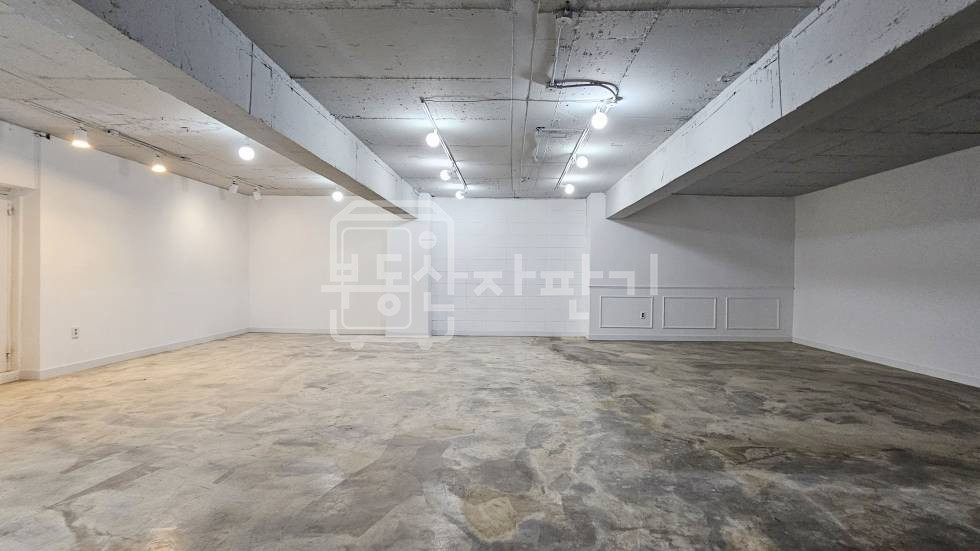 서울 강남구 논현동 무권리, 학동역8분, 역세권, 지하 1층 임대 월세 매물번호 26427 사진 7