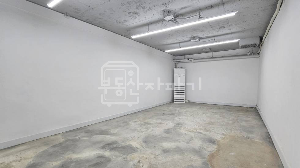 서울 강남구 논현동 무권리, 학동역8분, 역세권, 지하 1층 임대 월세 매물번호 26428 사진 6